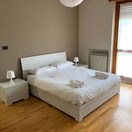 Appartamento 100 Mq Con Due Camere Da Letto Bruino Eksteriør bilde